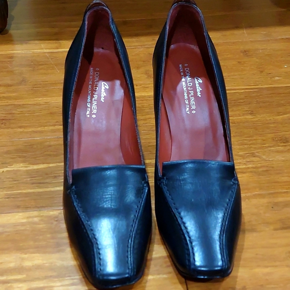 NEW Donald J Pliner Couture Italian Pumps - Picture 3 of 8